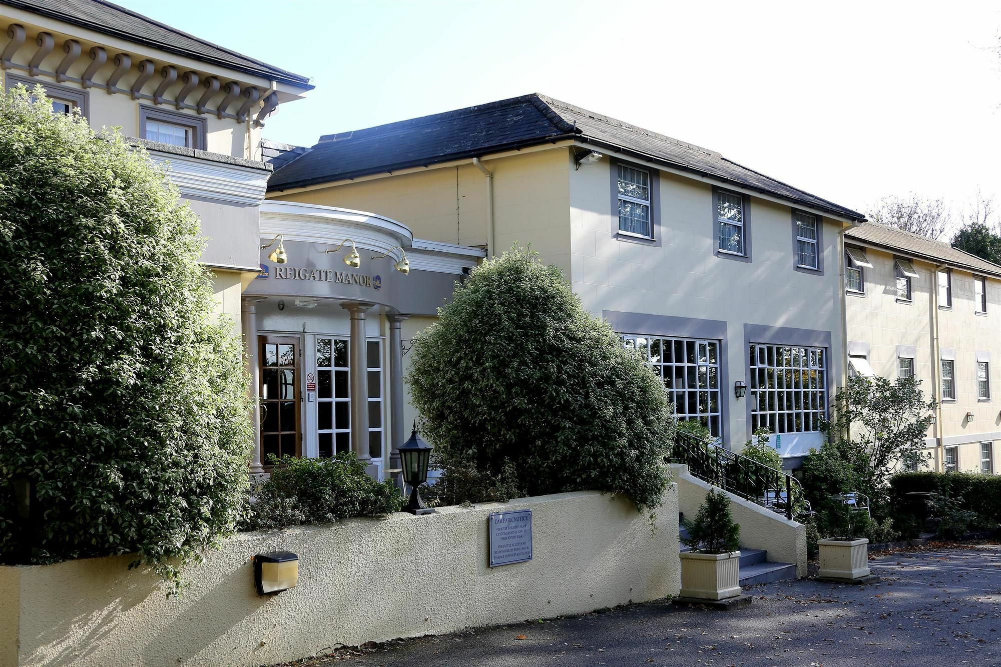Reigate Manor Hotel Exteriör bild