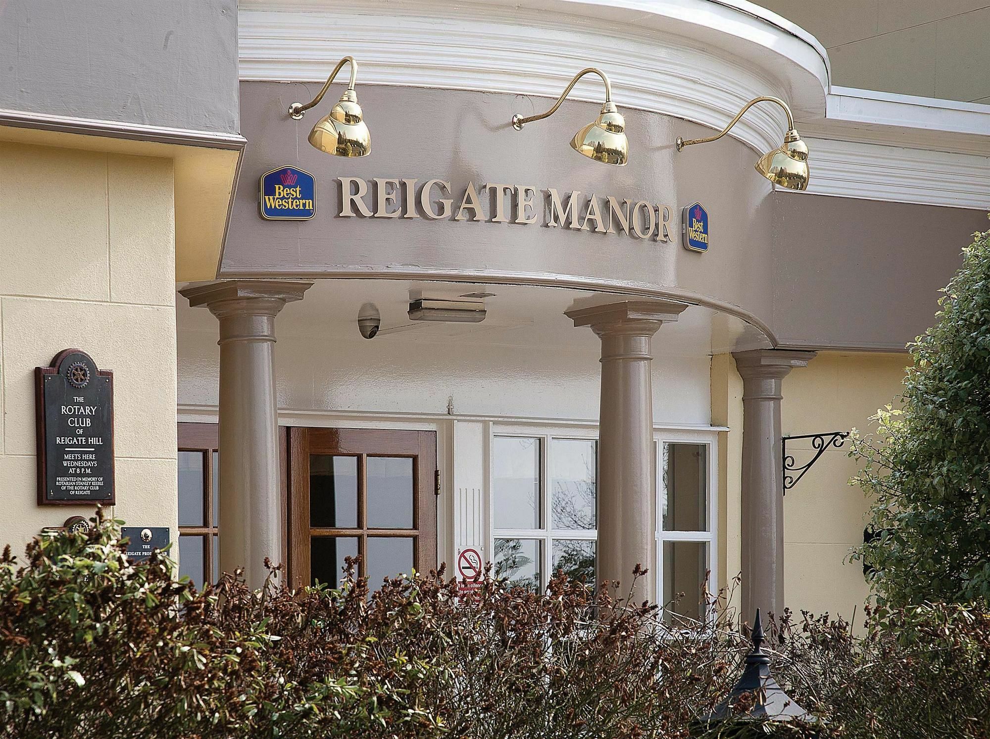 Reigate Manor Hotel Exteriör bild